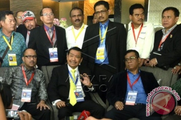 tanggapi kericuhan munas antara news makassar tanggapi kericuhan munas antara news makassar