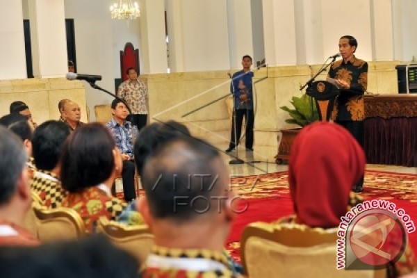 Presiden Minta Humas Konsisten Bangun Kepercayaan Publik Presiden Minta Humas Konsisten Bangun Kepercayaan Publik