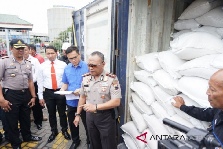 Penyelundupan 48 ton beras ke Kalimantan digagalkan