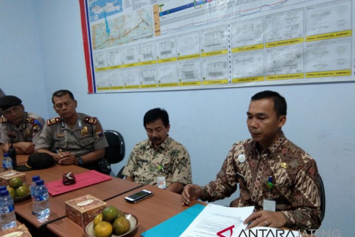 PT Waskita diminta segera perbaiki jalan sesuai komitmen