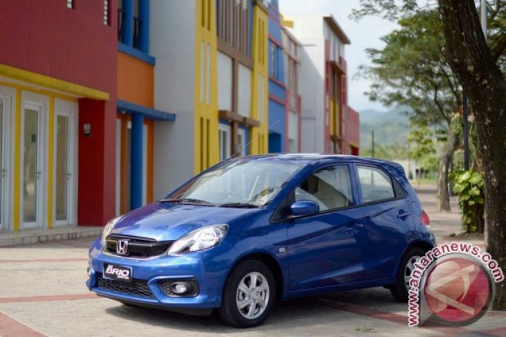 Brio Satya model terlaris Honda