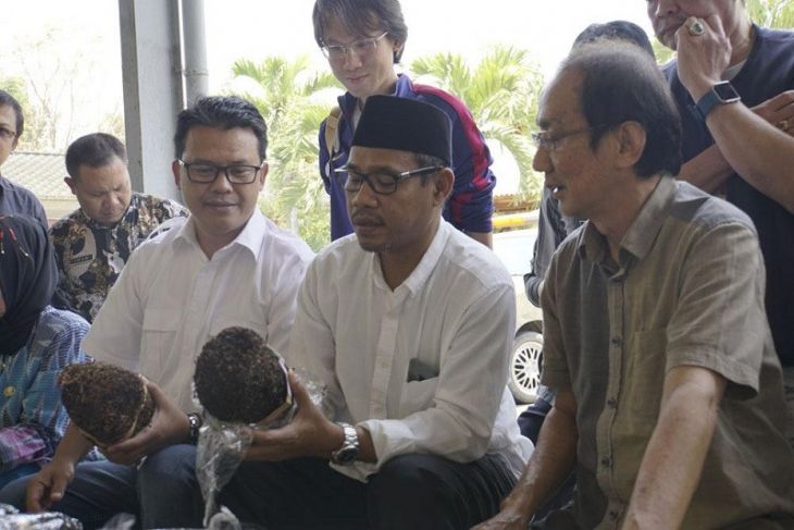 Djarum diminta beli tembakau petani Temanggung
