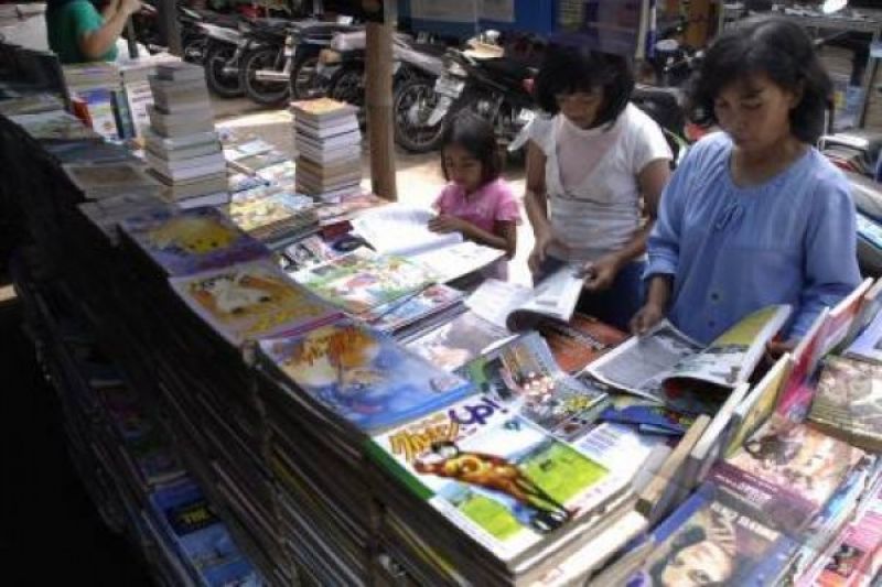 Pedagang Buku Stadion Diponegoro Semarang Segera Direlokasi