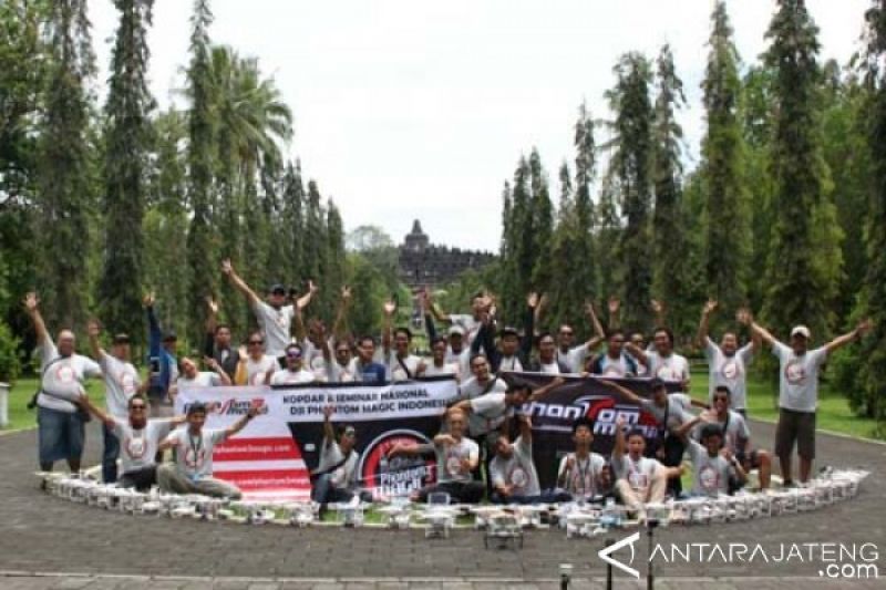 Komunitas Drone Kopdar di Borobudur