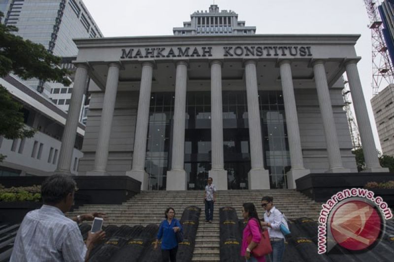 Pengujian persyaratan bacaleg masih berlangsung di MK