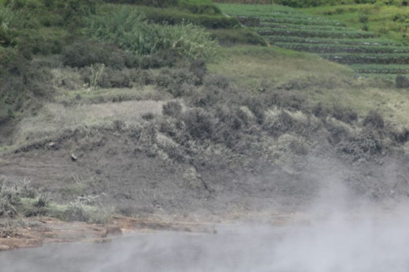 Kawah Sileri kembali keluarkan letusan freatik
