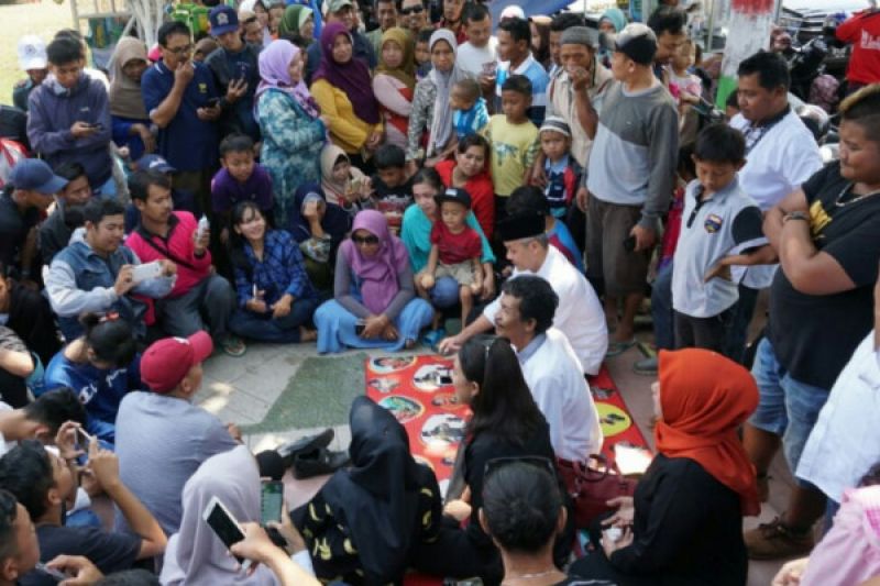 Ganjar prakarsai kongres suporter Jateng