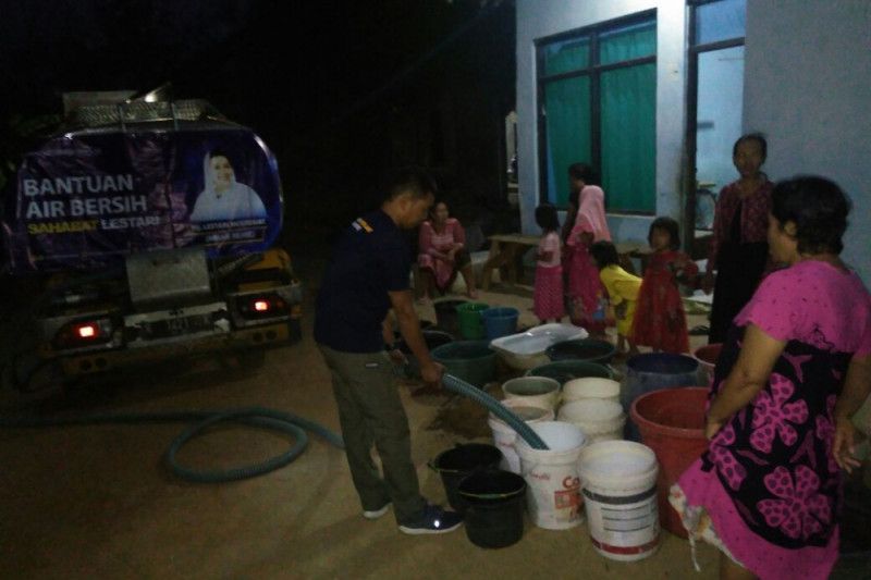 Bantuan air datang, warga Dukuh Jetis senang