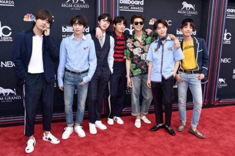 BTS masuk daftar nominasi American Music Awards