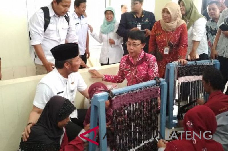 Kudus miliki sanggar kerja untuk kaum difabel