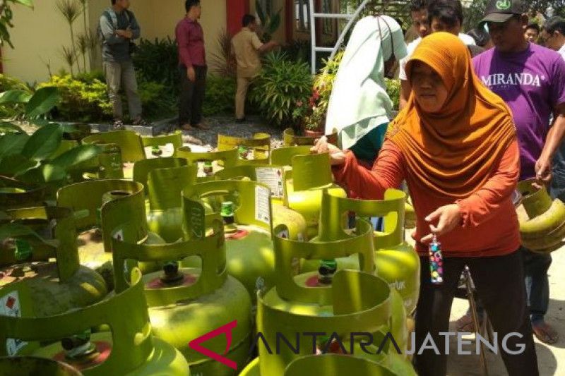 Pemkab Kudus kaji pelibatan bumdes salurkan elpiji 3 kg