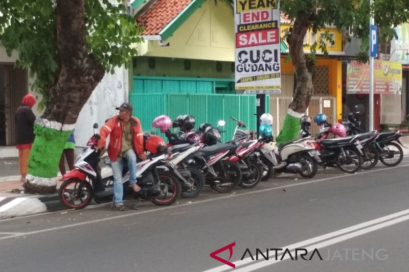 240 juru parkir Kudus peroleh bantuan jaminan ketenagakerjaan