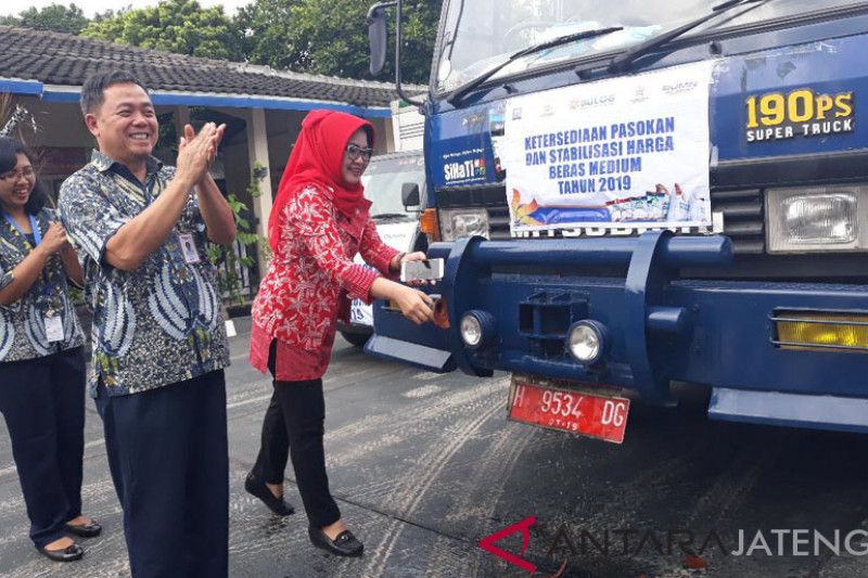 Stabilisasi harga, Bulog gelontor beras ke pasar