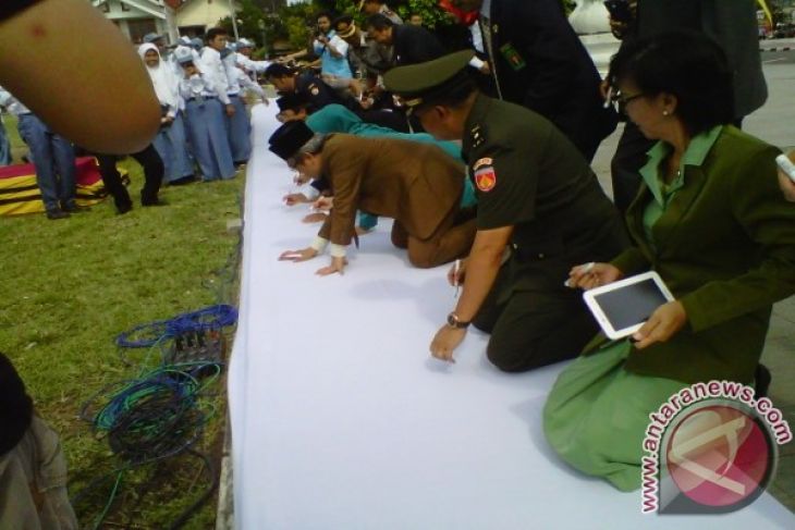Ratusan pelajar Bantul deklarasikan pelajar antinarkoba 