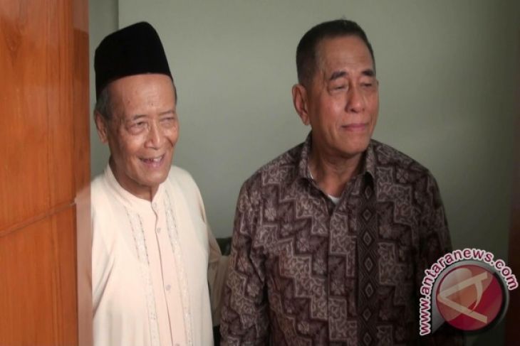 Menhan temui Syafii Maarif bahas bela negara - ANTARA News 