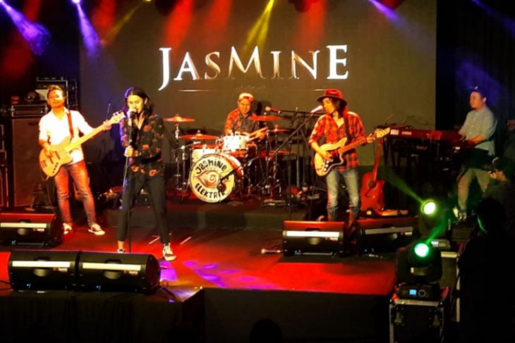 Jasmine Elektrik gelar pentas perayaan