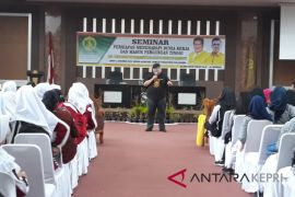 Iluni fasilitasi siswa Karimun kuliah di UI