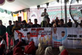 Ratusan santri deklarasikan dukungan terhadap Jokowi-Ma'ruf