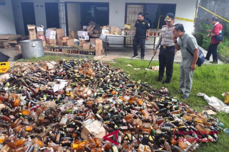 Polda Sulsel razia penjual miras tak berizin