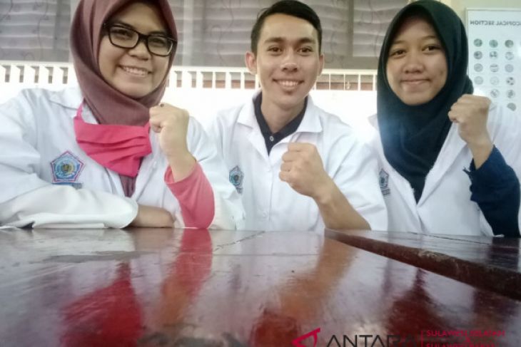 mahasiswa Unismuh uji efektivitas ngengat lilin