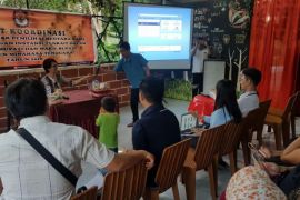 KPU Minahasa Tenggara sosialisasi mekanisme pencoblosan Paslon tunggal