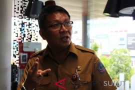 Disbun Sulut: Tanam kelapa varitas unggulan