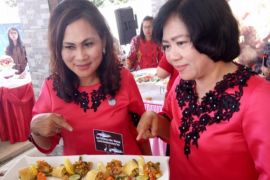 PKK Bitung juara-I menu serba ikan tingkat provinsi