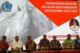 Gubernur Olly usulkan Sulut masuk zona industri kelautan-perikanan
