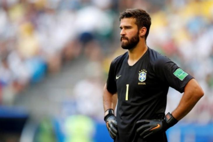 Liverpool rekrut kiper Alisson dengan bayaran rekor dunia