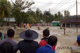Bendungan Mowewe jebol puluhan rumah warga terendam