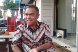 DPD: warga pesisir keluhkan kebutuhan listrik-air