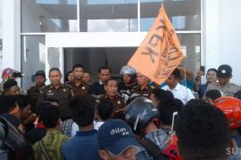 Delapan elemen di Baubau gelar aksi peringati HAK