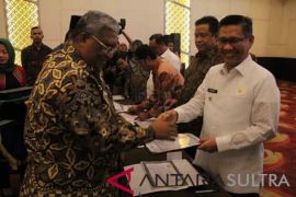 Gubernur Sultra serahkan DIPA APBN