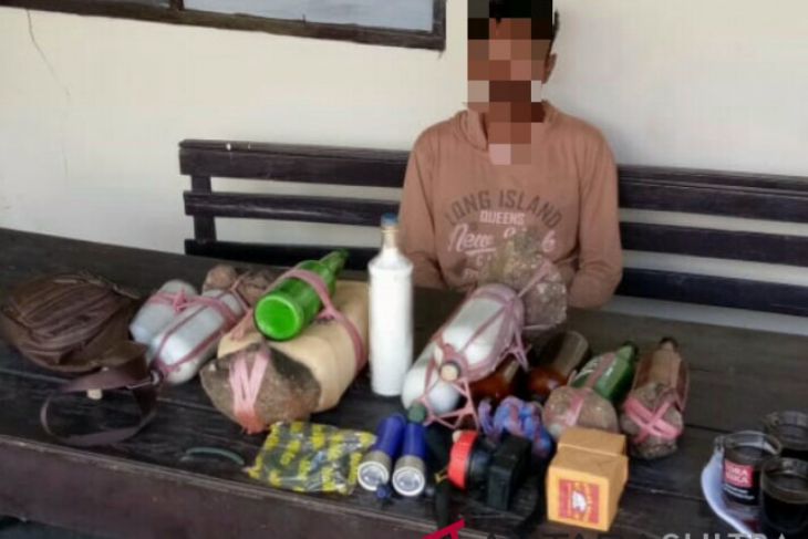 Polisi Kolaka tangkap pelaku bom ikan