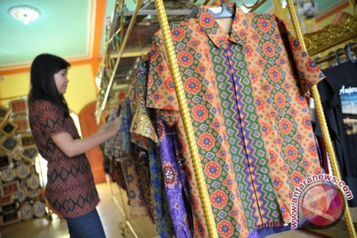  Gambar  Songket Palembang Batik  Tujuh Saudara Klik Melihat 