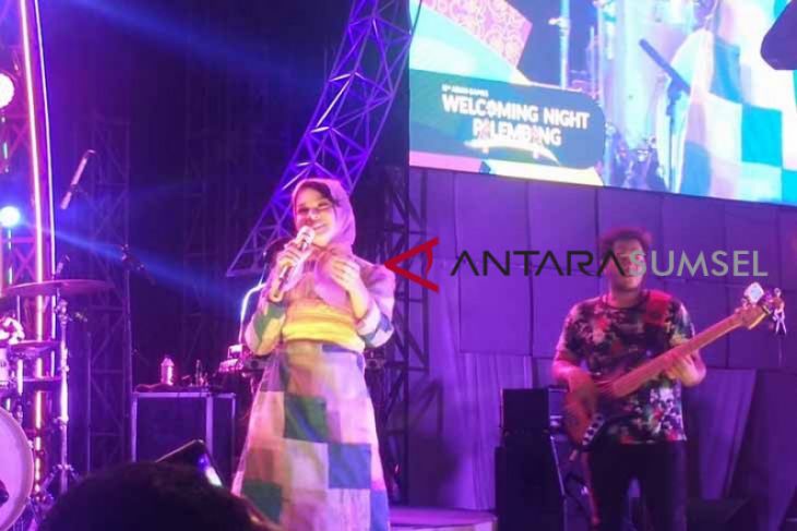 Asian Games - Penyanyi Andien ajak atlet