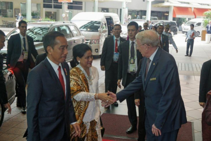 Presiden tiba di Singapura