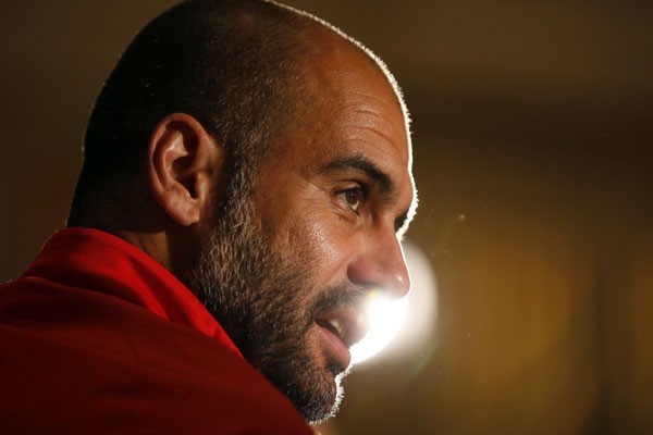 Guardiola digelari pelatih terbaik Liga Inggris