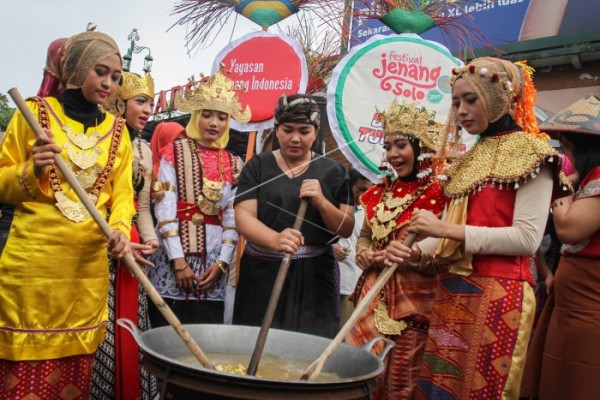 Pemkab Magelang gelar festival makanan "Djadoel" ~ MAKANAN ...