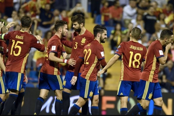 Santos: Portugal coba kalahkan Spanyol yang