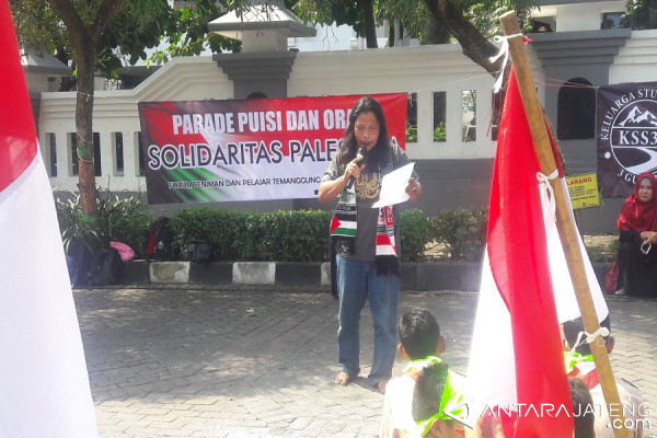 Seniman dan Pelajar di Temanggung Gelar Solidaritas Palestina