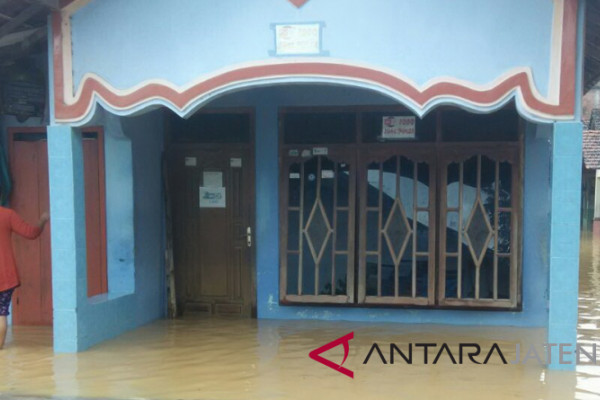 Ribuan rumah di Kudus masih tergenang banjir