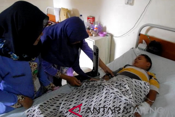 Korban keracunan nasi kotak capai ratusan orang