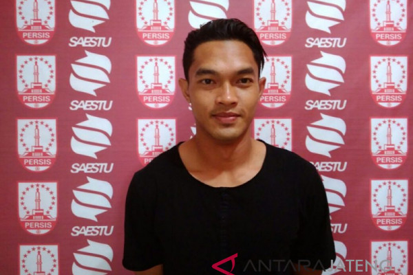 Pelatih Persis datangkan striker baru