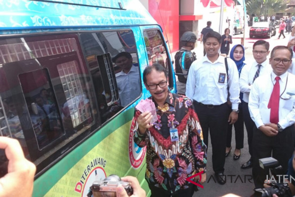 Mau tukar uang di bank, catat tanggal mainnya