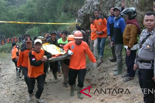 Dua penambang di Wonosobo tertimbun longsor