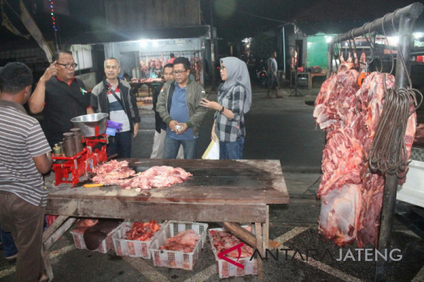 Dinas Pertanian Kudus temukan daging berkadar air tinggi