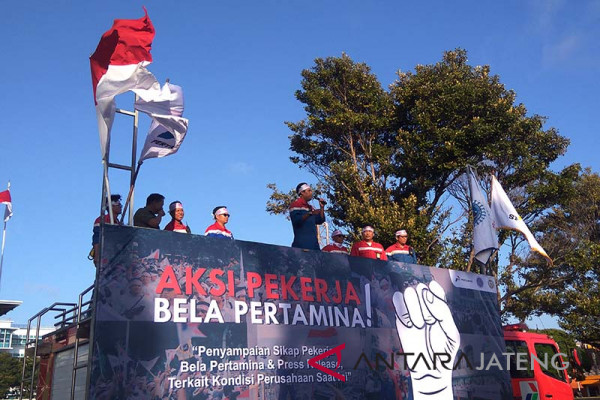 Sikapi kondisi aktual perusahaan, 700 pekerja Pertamina Cilacap gelar aksi (VIDEO)