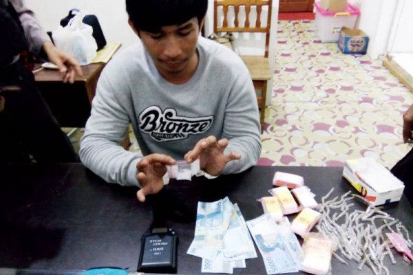 Polres Barito Utara tangkap pengedar sabu-sabu