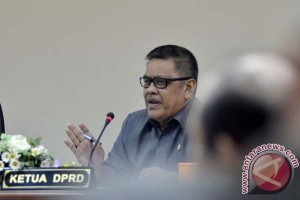 Ketua DPRD Sulsel direstui partai maju DPD